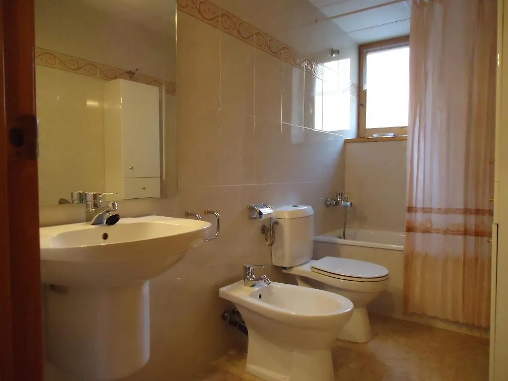 Apartaments La Llucana Барруэра Испания