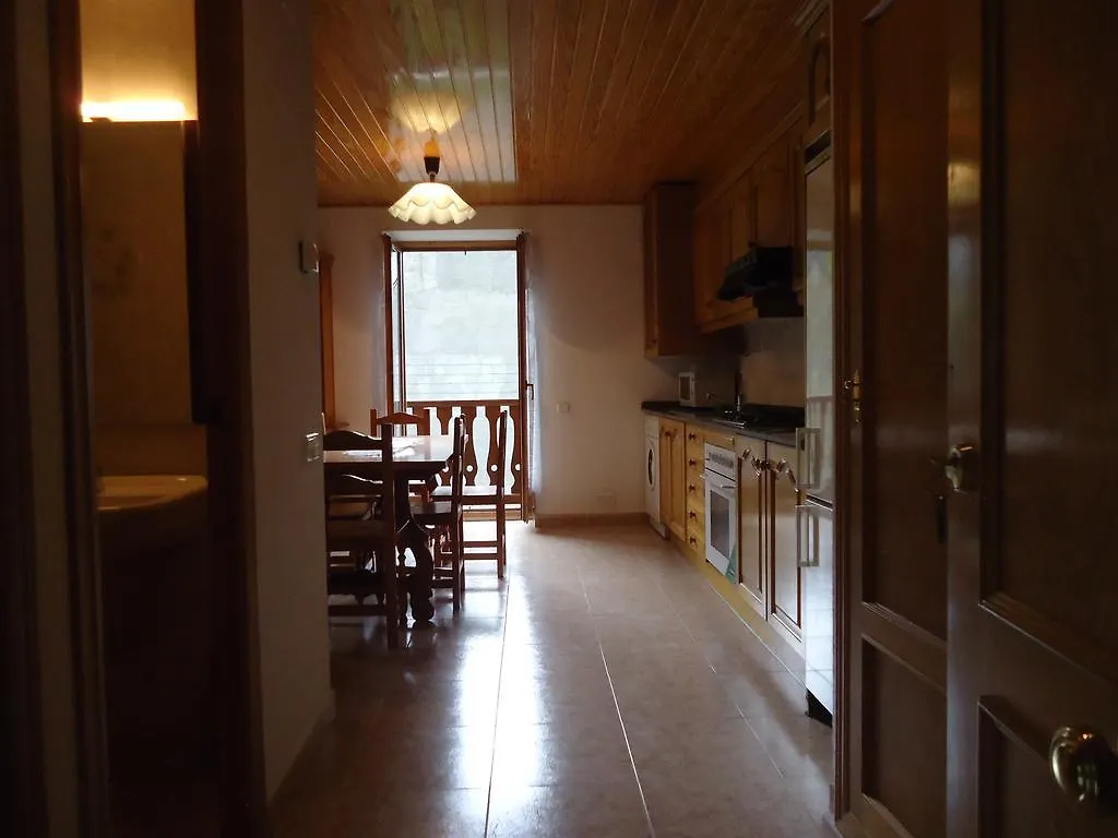 Apartaments La Llucana Барруэра