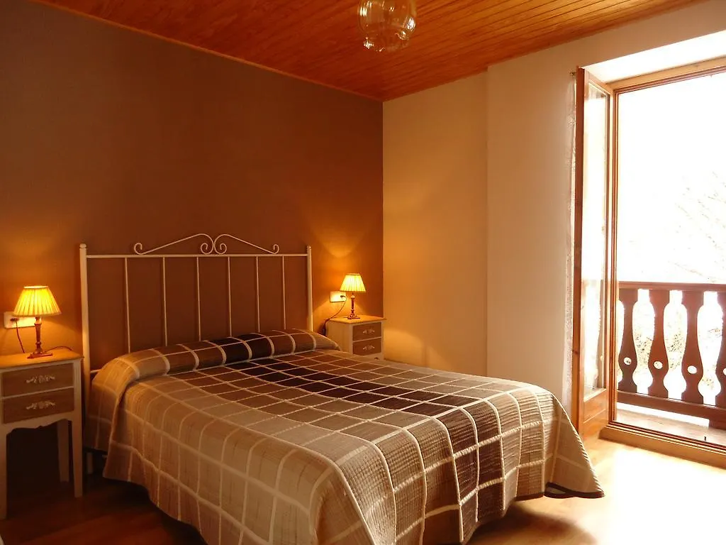 Apartaments La Llucana Барруэра